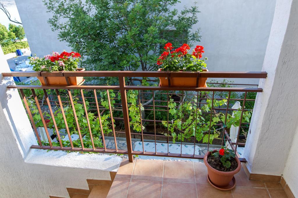 Villa Veca Starigrad Paklenica Exterior foto